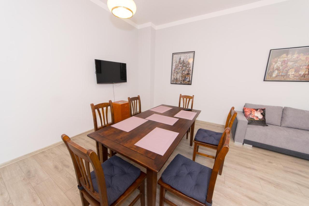 Best Location On Main Square P4You Pl Krakau Exterior foto