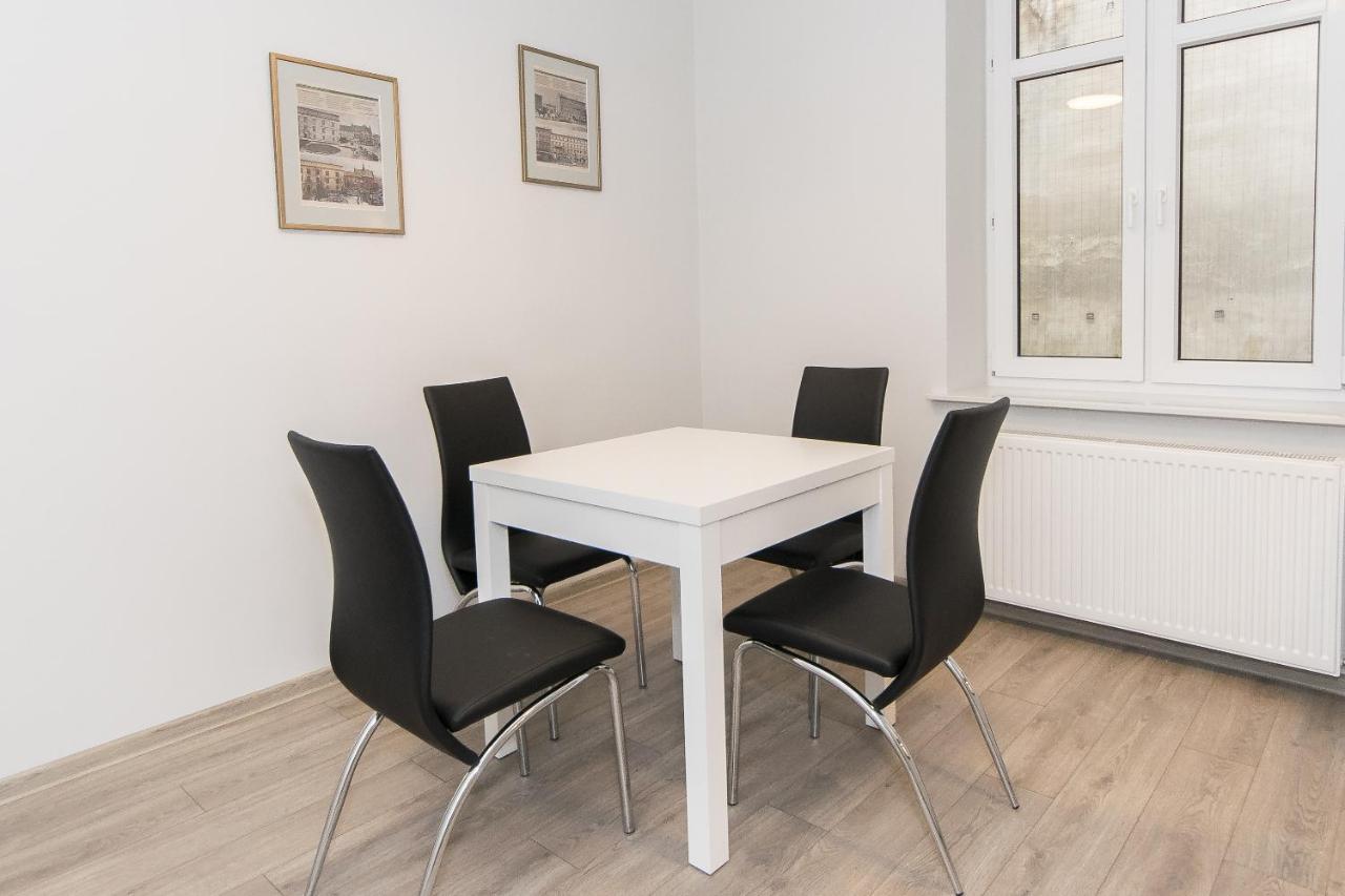Best Location On Main Square P4You Pl Krakau Exterior foto