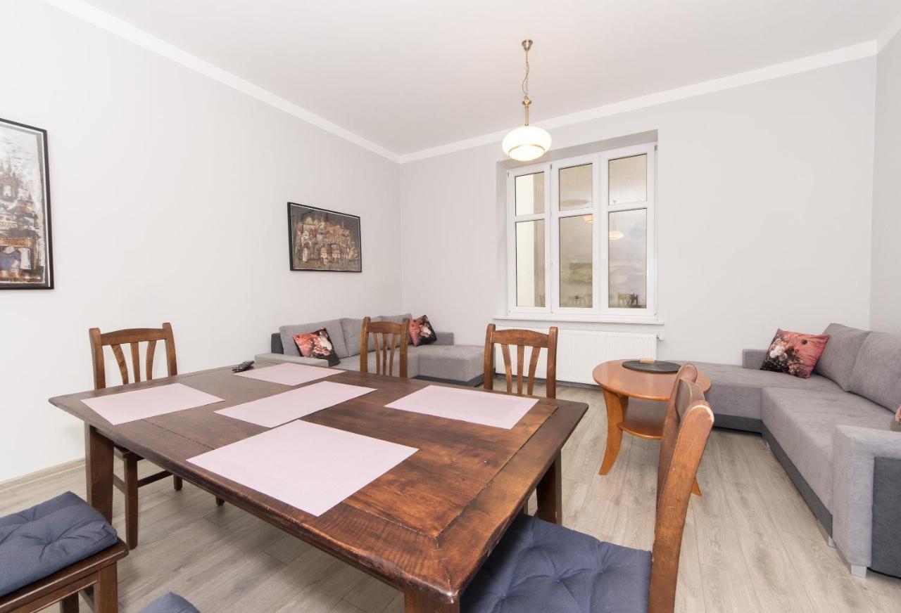 Best Location On Main Square P4You Pl Krakau Exterior foto